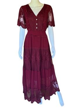 Women's Burgundy Lace Maxi Dress with V-Neck and Smocked Waist